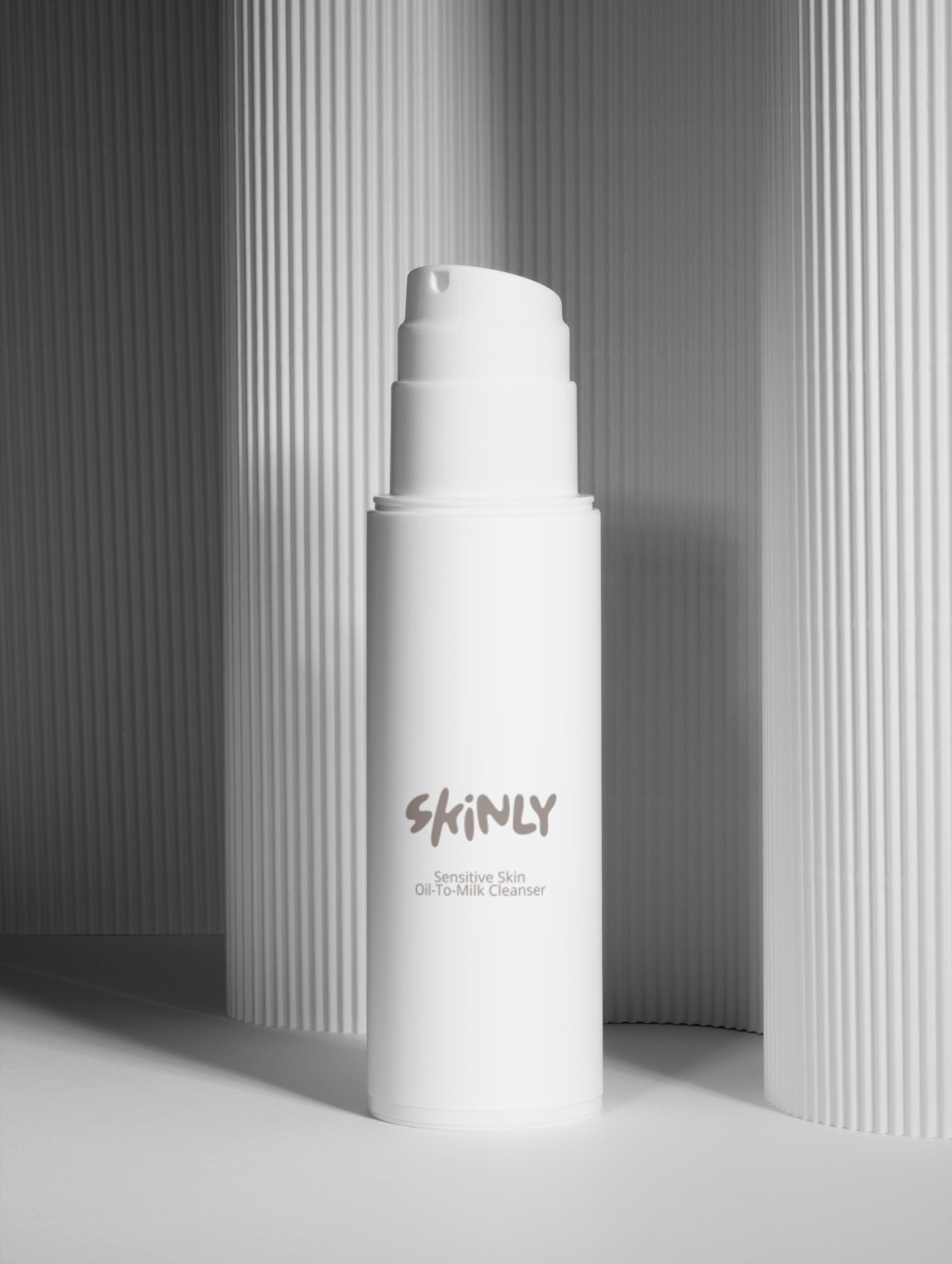 Sensitive Skin Oil-To-Milk Cleanser